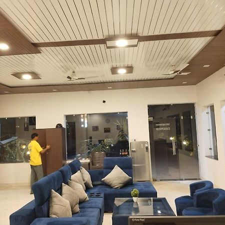 Corbett Jungle Breeze Resort Рамнаґар Екстер'єр фото